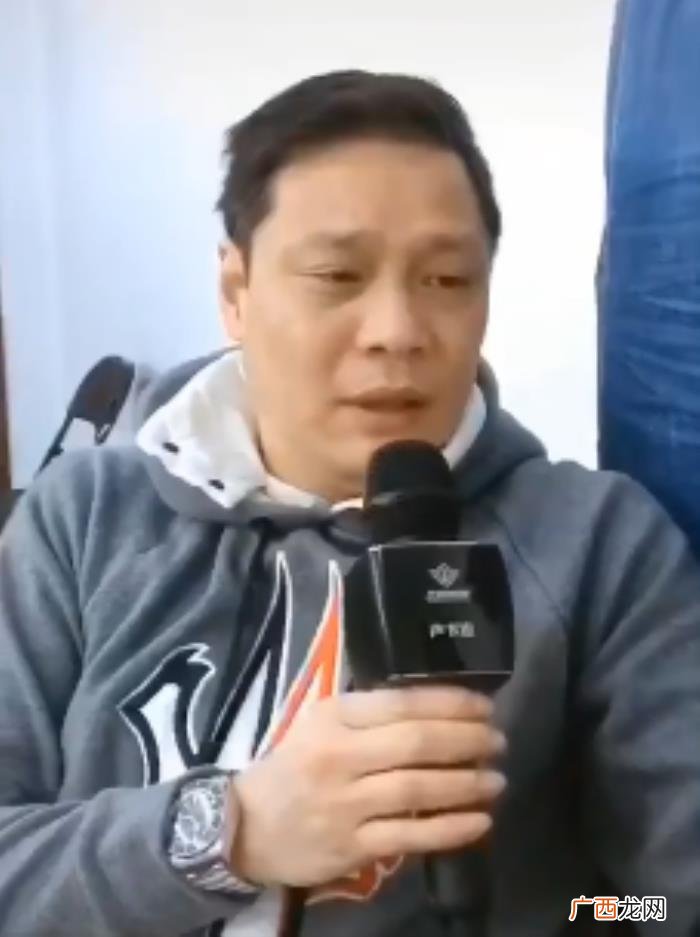球迷转发范志毅心碎歌曲 全世界谁会在乎我心碎是什么歌