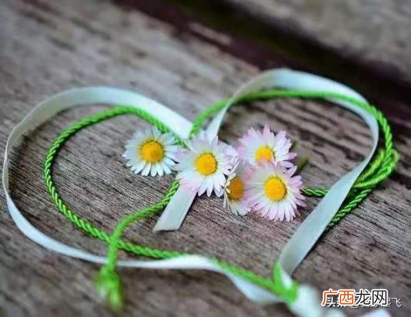 爱一个不爱你的人说说,和一个不爱你的人在一起是什么感觉