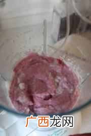 怎么做奶昔?如何自制草莓奶昔DIY？？草莓奶昔的详细制作教程