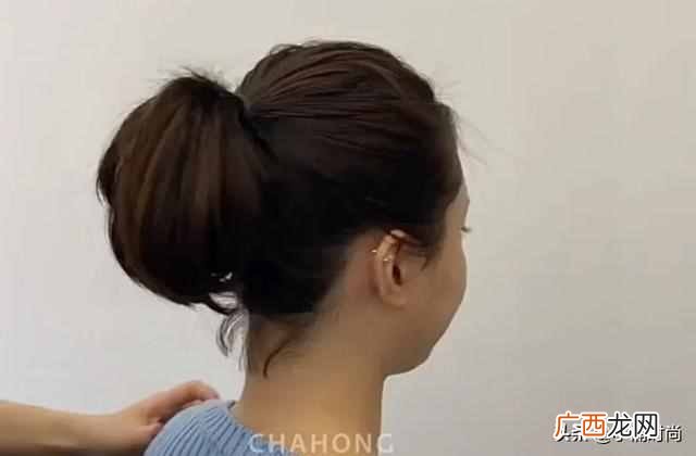 短发马尾怎么扎好看?发型师短发绑马尾技巧
