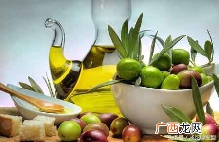 怎样让头发更柔顺？？只需三招让你头发变得柔软光滑