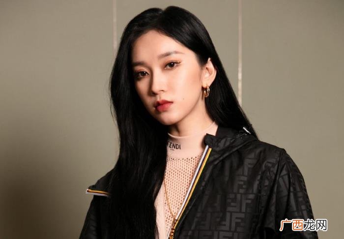 蔡徐坤女朋友，蔡徐坤刘令姿恋情添新锤