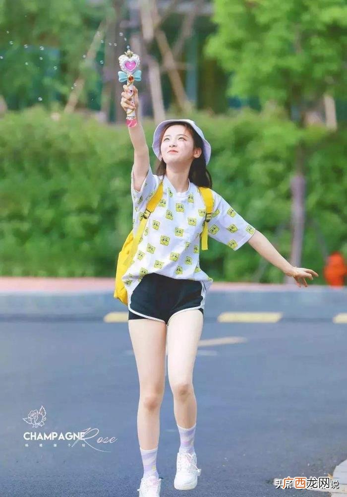 杨超越体重，杨超越168的身高100斤的体重