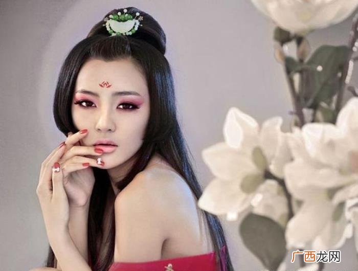 赞美女人的古诗词、句子、词语 赞美人的句子