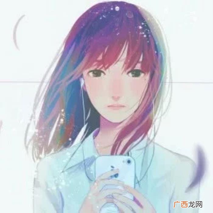 男生分手后迅速找到新欢，刚和男朋友分手他立马牵手新欢