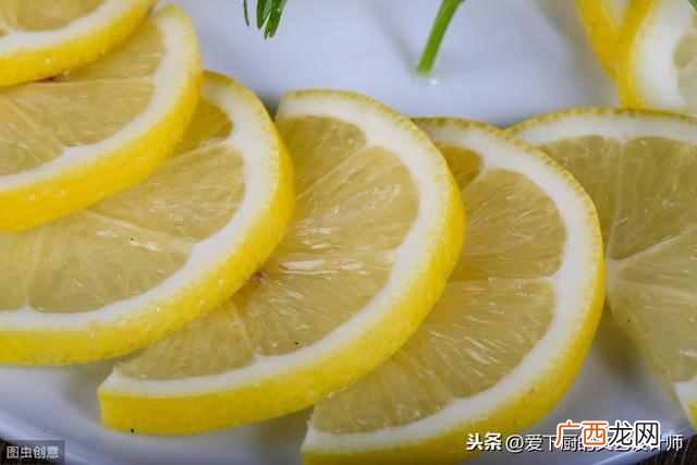 百香果柠檬蜂蜜水的做法步骤是什么？