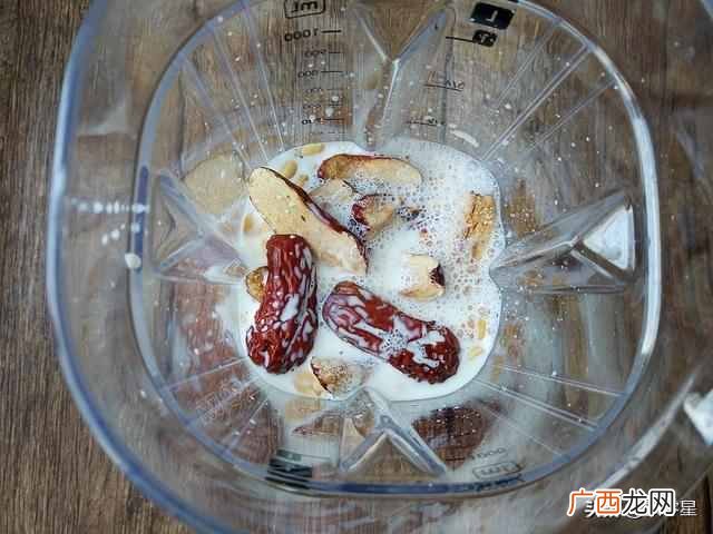怎样在家制作好喝的花生牛奶??香浓醇厚好滋味,健康无添加