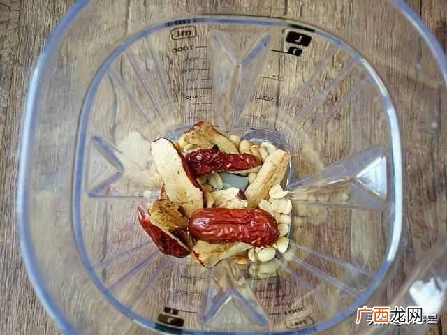 怎样在家制作好喝的花生牛奶??香浓醇厚好滋味,健康无添加