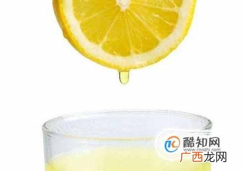 喝柠檬水误区 柠檬水越酸越好吗