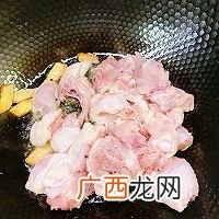 土豆焖鸡