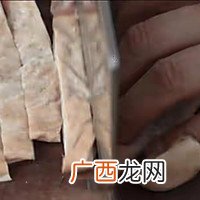 看川厨巧思秒技，将曾经抛弃的猪下水化为一道经典川菜