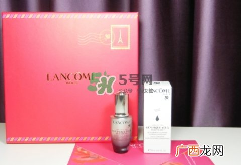 兰蔻小灰瓶和小黑瓶哪个好？兰蔻小灰瓶和小黑瓶对比