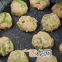 鸡肉西葫芦饼