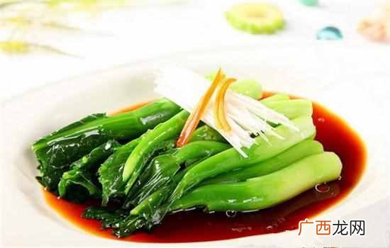 舌苔发白是怎么回事？舌苔发白的原因及症状及治愈方法