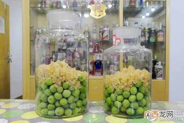 怎样泡制青梅酒？青梅泡酒，简单制作流程