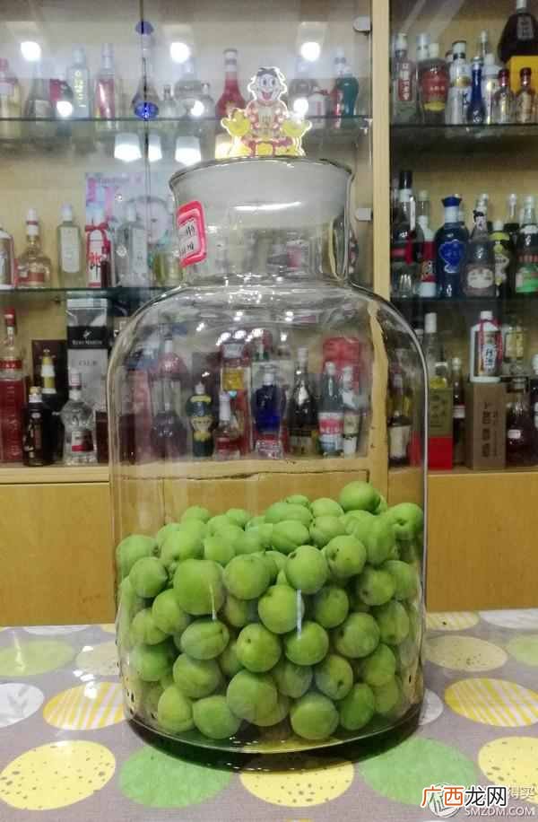 怎样泡制青梅酒？青梅泡酒，简单制作流程