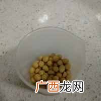 怎么自己在家里做营养美味的花生豆浆呢??醇香花生豆浆的做法步骤