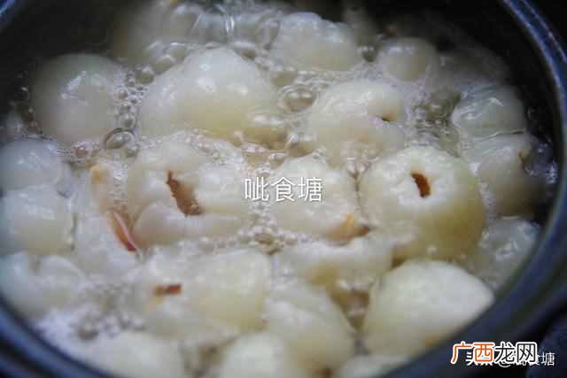 荔枝糖水罐头的做法？爱吃荔枝又怕上火，这样做