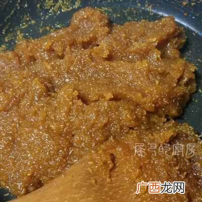 冰糖枇杷膏的做法大全？超经典的枇杷膏在家也能做