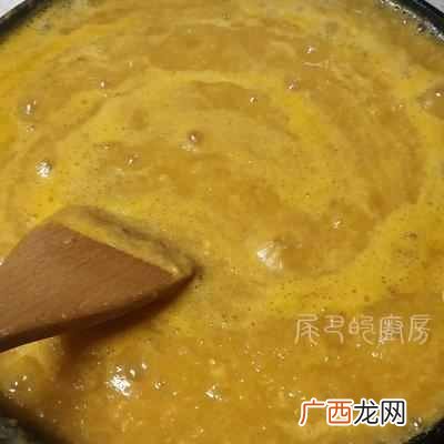 冰糖枇杷膏的做法大全？超经典的枇杷膏在家也能做