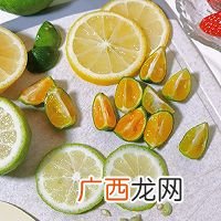 甜橙果粒茉莉茶