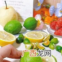 甜橙果粒茉莉茶