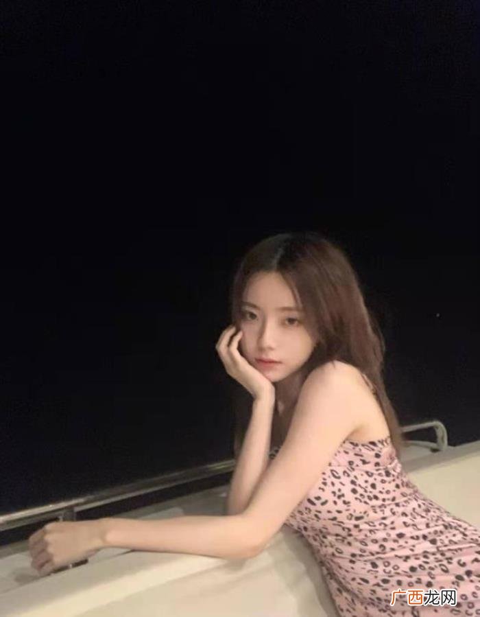 黄子韬女朋友，黄子韬被疑恋小7岁网红