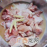 黄焖鸡米饭