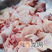 黄焖鸡米饭