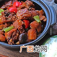 黄焖鸡米饭