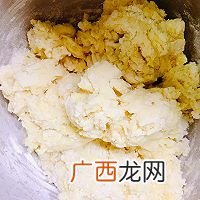 黑芝麻面包