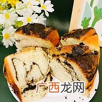 黑芝麻面包