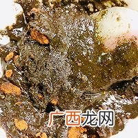黑芝麻面包