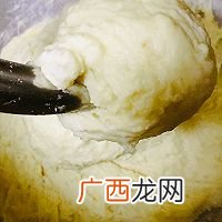黑芝麻面包
