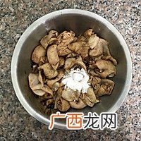粤菜大排档风味拍蒜豉香蒸大肠