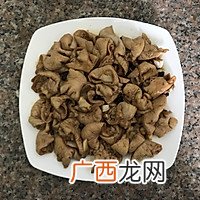 粤菜大排档风味拍蒜豉香蒸大肠