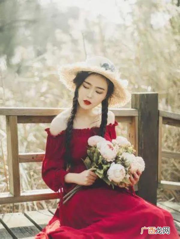 爱一个人很痛苦的句子，对一个人心寒失望的句子