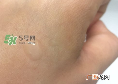 资生堂红腰子和黛珂小紫瓶哪个好？红腰子和紫苏水哪个好