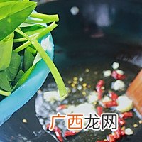 炝炒空心菜