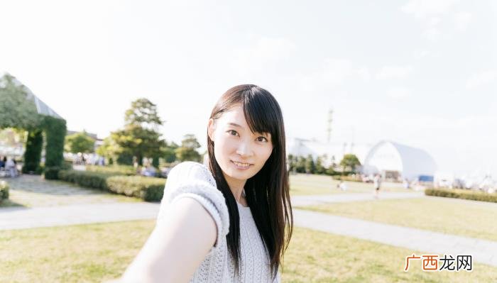 女人遇到前任是什么感觉，分手后再遇到前任时