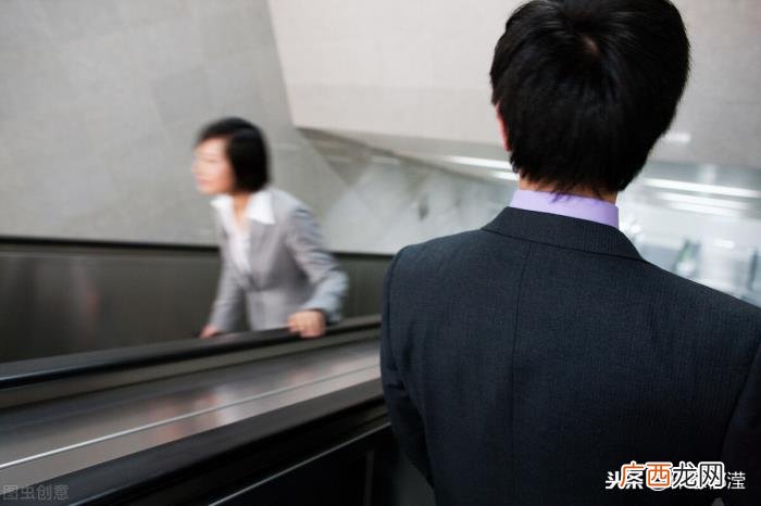 男友坚决分手拒绝见面，相恋10年的异地恋男友宁愿分手