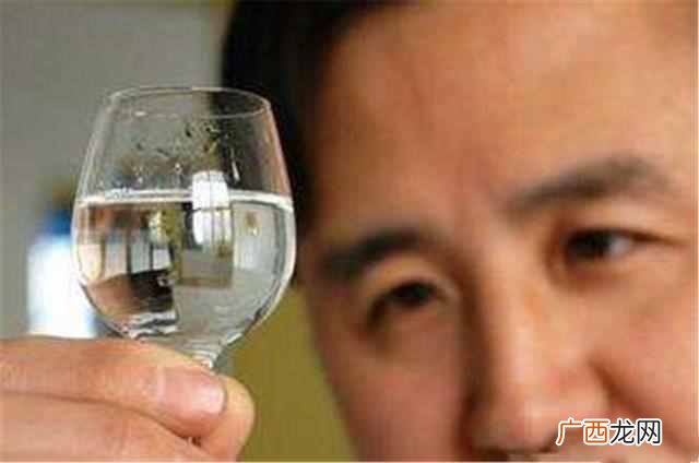 怎么区分白酒是酿造的还是勾兑的？3点常识，6个技巧