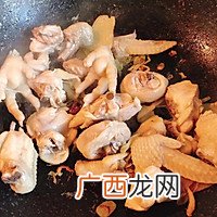 鸡肉炖土豆