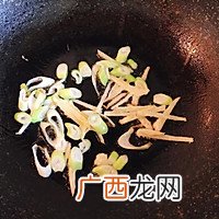 鸡肉炖土豆