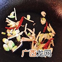 鸡肉炖土豆