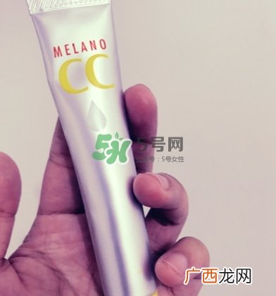 olay小白瓶和乐敦cc美容液哪个好?olay小白瓶和乐敦cc顺序