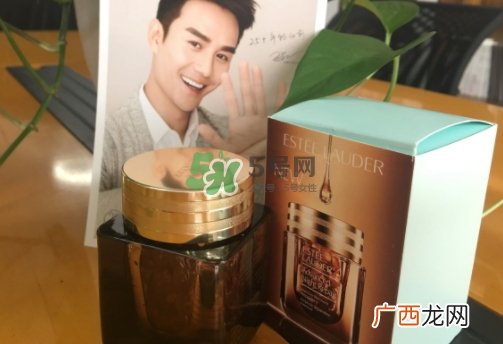 雅诗兰黛小棕瓶胶囊多少钱？小棕瓶安瓶胶囊专柜价格