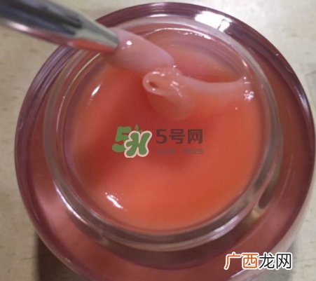 土家硒泥坊唇膜和兰芝唇膜哪个好？土家硒泥坊唇膜和兰芝对比