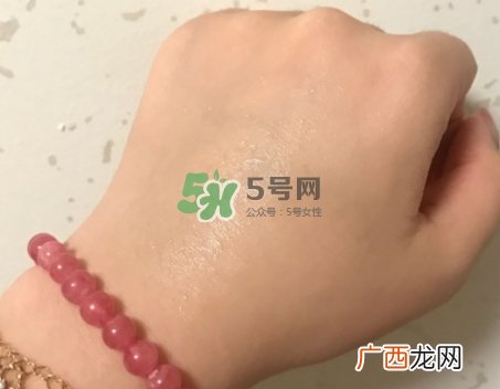 ipsa流金水和sk2神仙水哪个好？流金水和sk2神仙水对比