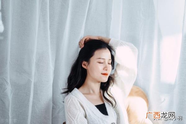 爱一个人要让对方感到轻松，你真的爱一个人